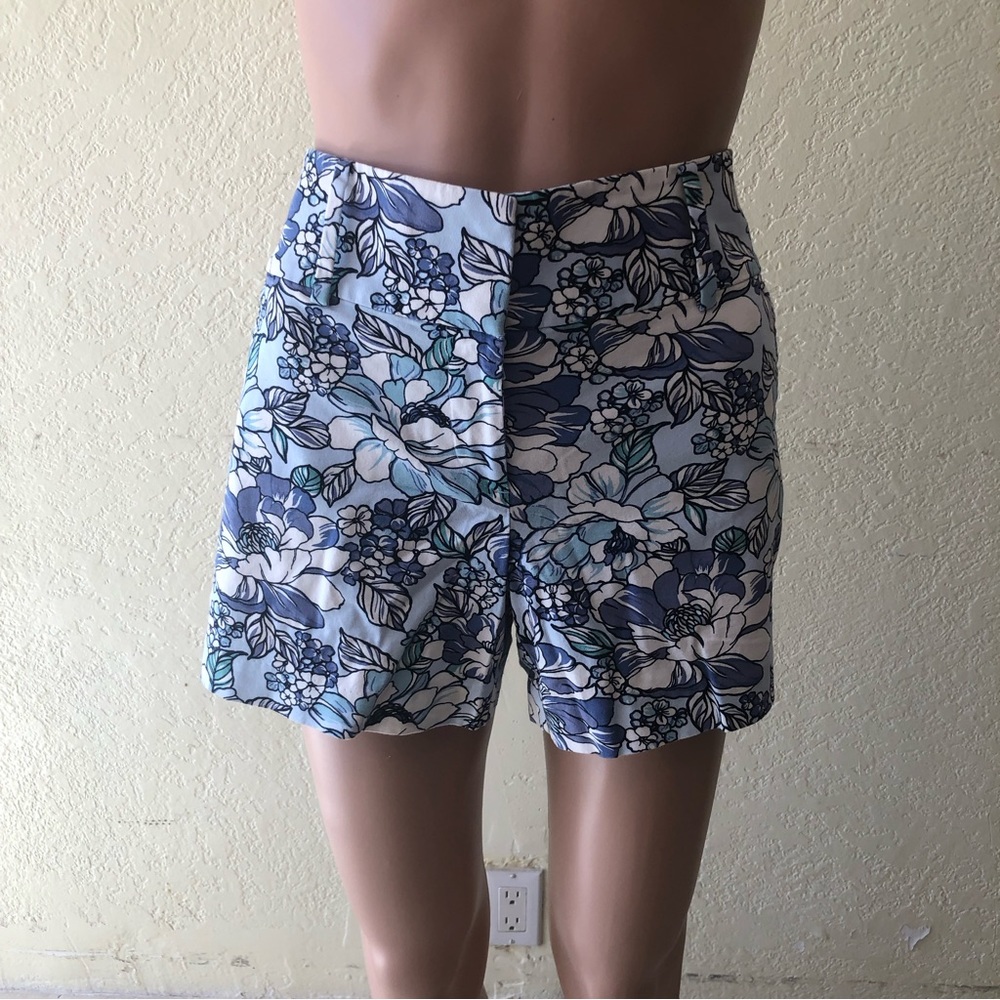 Ann Taylor Signature Bermuda Shorts Dress Casual Women’s Size 6 Floral Design